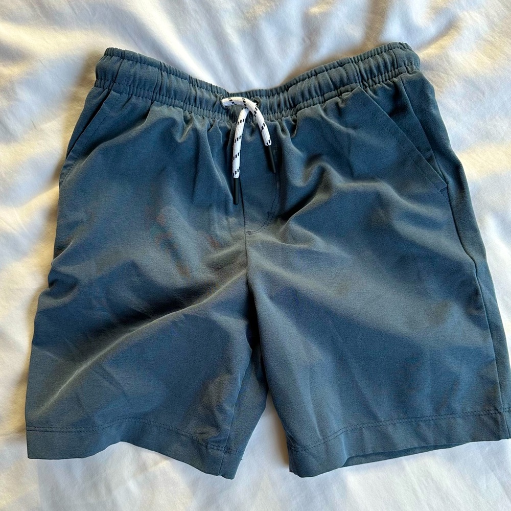 Vineyard Vines Boys Performance Shorts